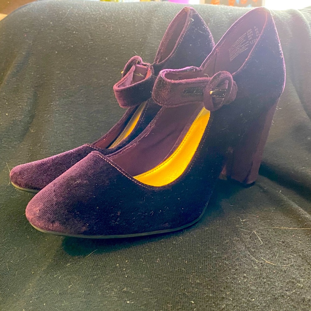 Women’s Christian Siriano Velvet Mary Jane Heels
